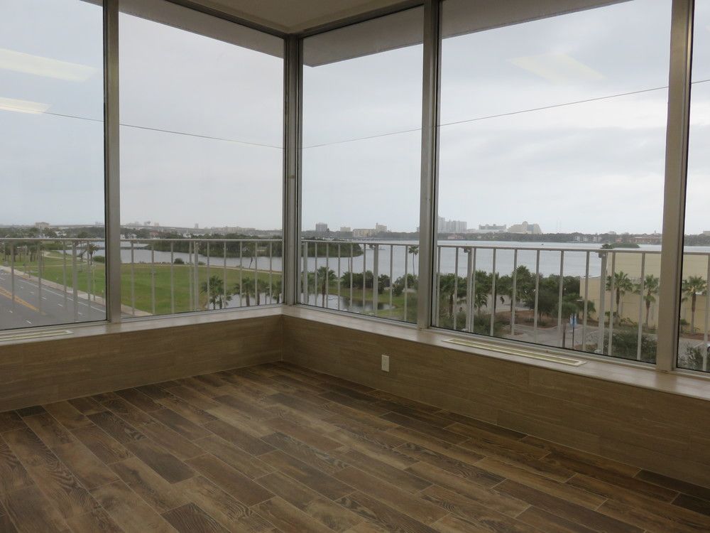 Freestanding Downtown Building: 226-230 N. Beach Street, Daytona Beach, FL 32114